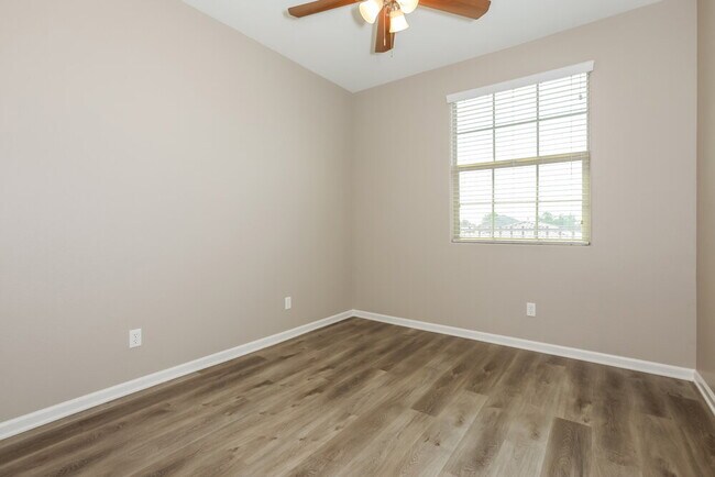 Building Photo - 8616 E Lobo Ave