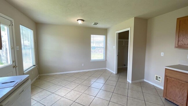 Building Photo - 4910 Steel Meadows Ln