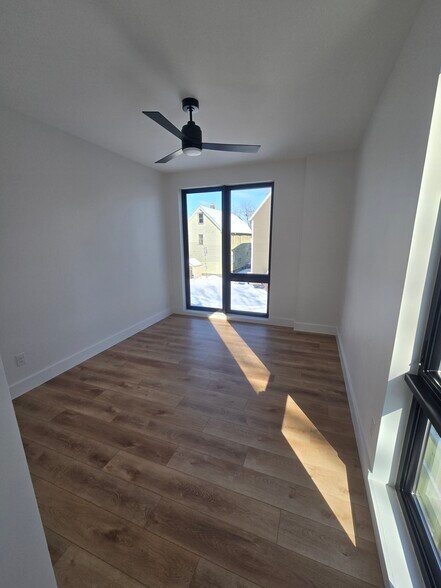 Building Photo - 2448 Professor Ave