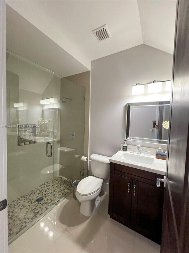 Building Photo - 14680 SW 17th St