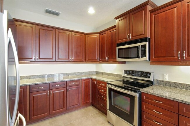 Building Photo - 1003 Bellasol Way