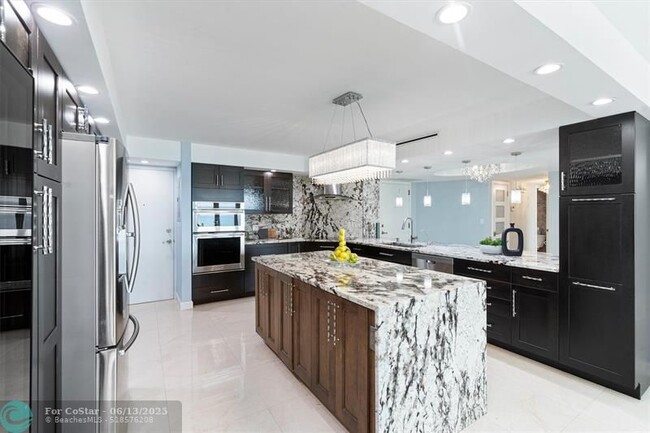 Building Photo - 4100 Galt Ocean Dr
