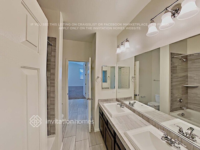 Building Photo - 3836 E Narrowleaf Dr