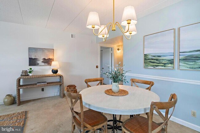 Building Photo - 100 Severn Ave