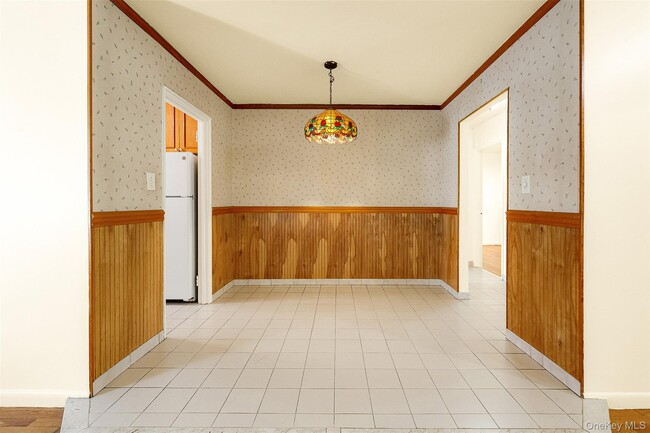 Building Photo - 109-23 71st Rd