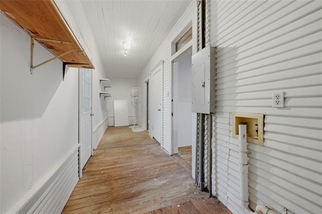 Building Photo - 529 E Woodard St