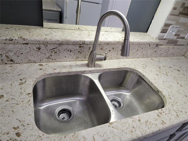 Building Photo - 7155 Fair Oaks Ave