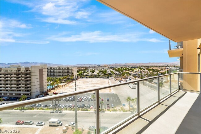 Building Photo - 8255 S Las Vegas Blvd