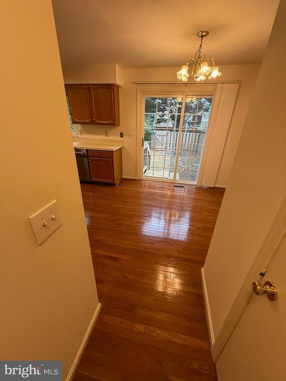 Building Photo - 10727 Gideon Ct