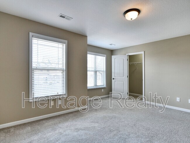 Building Photo - 2647 Brooke Willow Blvd