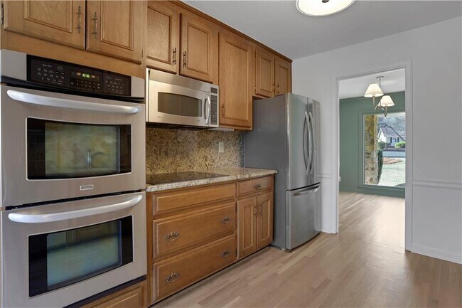 Building Photo - 600 Rounsaville Rd