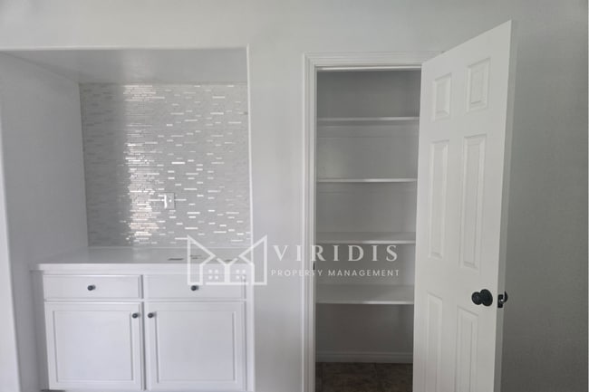 Building Photo - 5020 Trabuco Canyon Dr