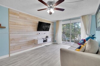 Building Photo - 1681 NW 70th Ave