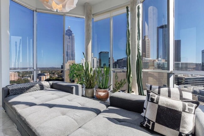 Building Photo - 285 Centennial Olympic Park Dr NW