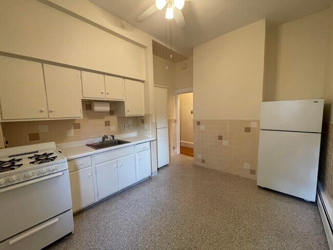 Building Photo - 7 Mt Vernon St