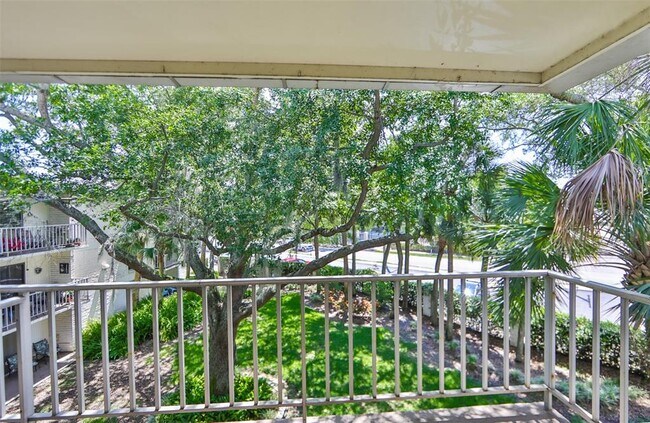 Building Photo - 3325 Bayshore Blvd