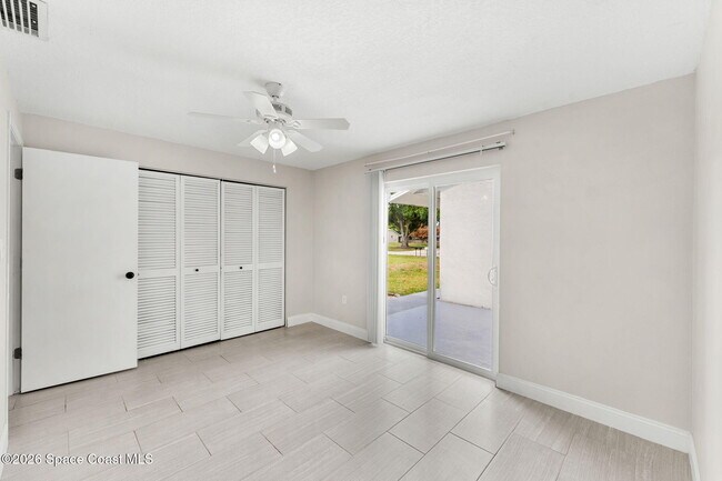 Building Photo - 3077 Sea Gate Cir