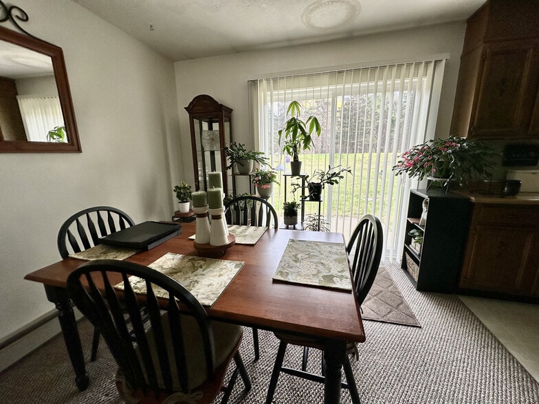 Building Photo - 295 Macrae Rd