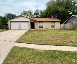 Building Photo - Charming 3/2 in Pipers Meadow *NO HOA* Mov...