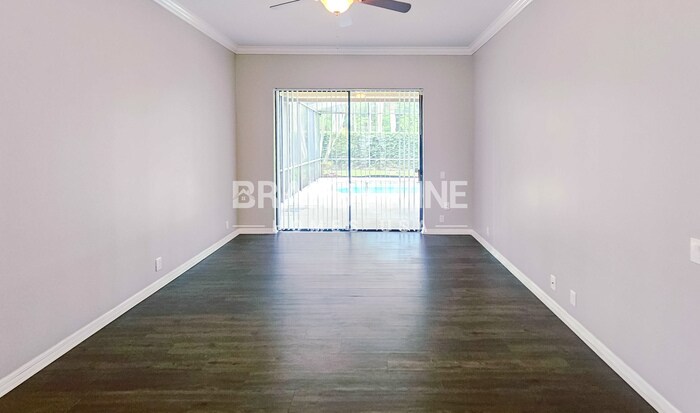 Building Photo - 7036 Fallbrook Ct