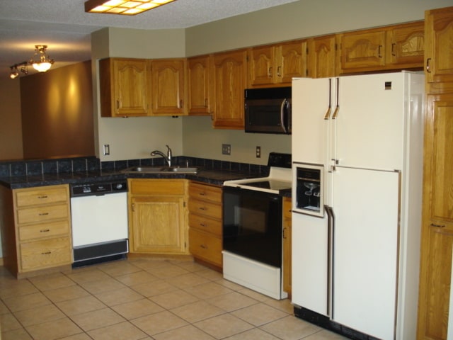 Building Photo - 1335 Lauderdale Pl