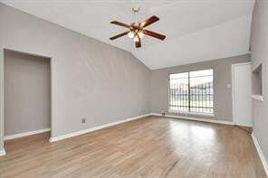 Building Photo - 12811 Glen Hollow Dr