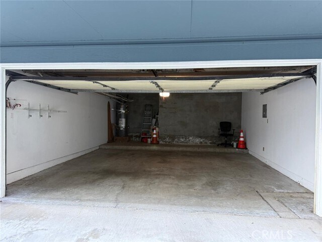 Building Photo - 267 N Holliston Ave