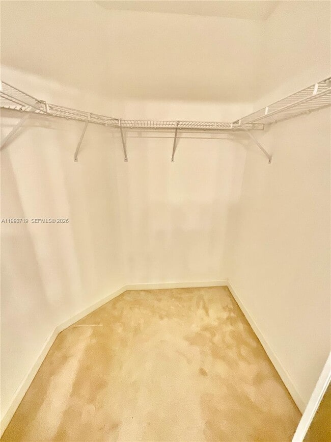 Building Photo - 5628 NW 113th Ave