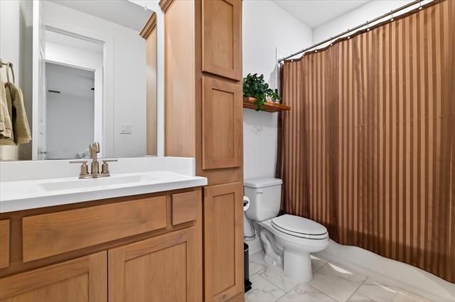 Building Photo - 1908 Elm Pl