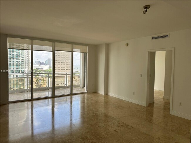 Building Photo - 901 Brickell Key Blvd
