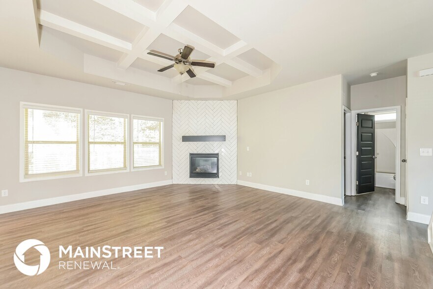 Building Photo - 747 Overlook Gln Dr