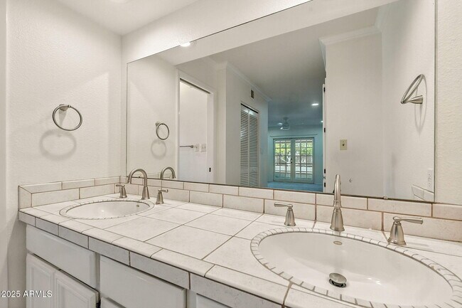 Building Photo - 9020 N 29th St