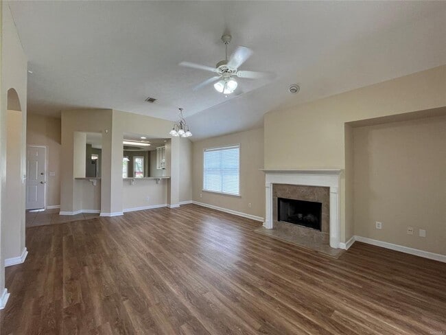 Building Photo - 8901 Ashland Park Pl