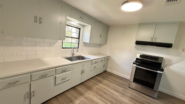 Building Photo - 13309 FM359