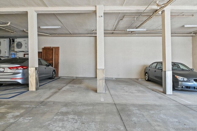 Building Photo - 7622 Herschel Ave