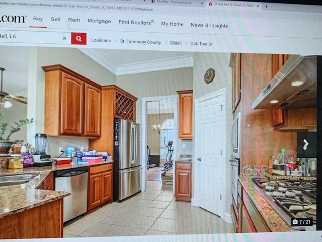 Building Photo - 25 Oak Tree Dr