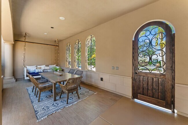 Building Photo - Single-Level 4BD Coastal Home in Prime Encinitas Location