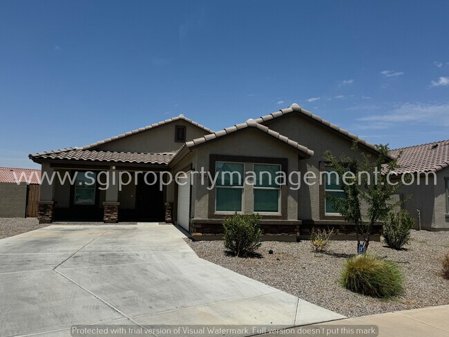 Primary Photo - 2038 E Julian Dr