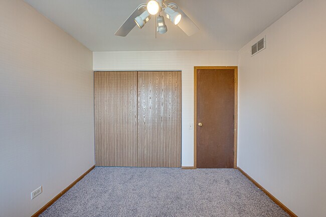 Building Photo - 196 Park Ridge Ln