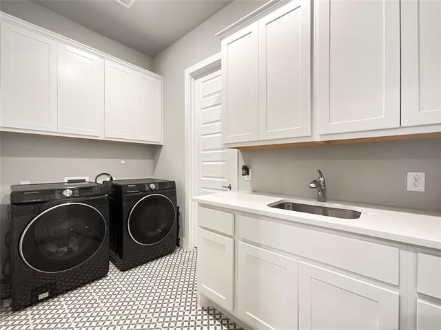 Building Photo - 5910 Enclave Dr