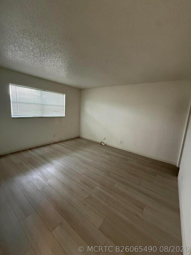 Building Photo - 7925 S Colony Cir