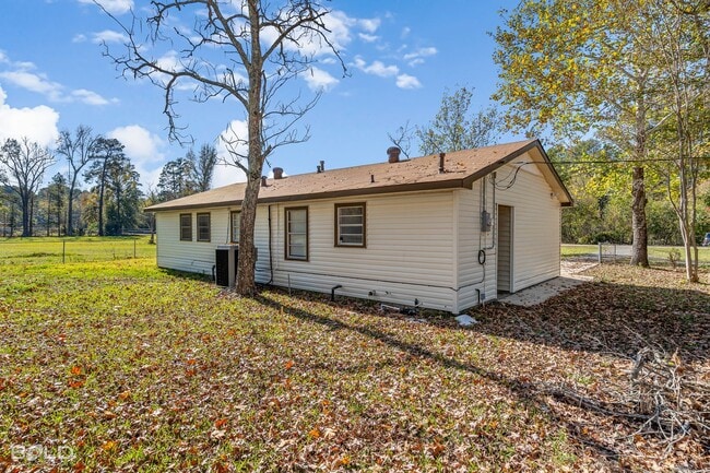 Building Photo - 177 Barbeque Rd