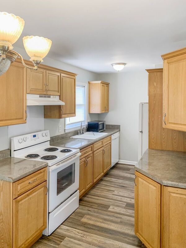 Building Photo - 22 Ford Dr