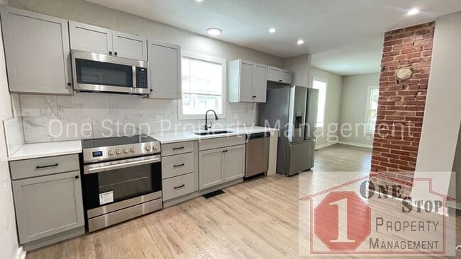 Building Photo - 2923 Highland Ave