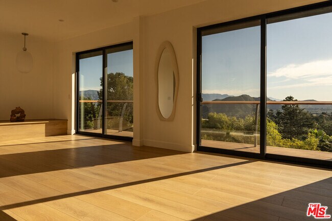 Building Photo - 7802 Torreyson Dr