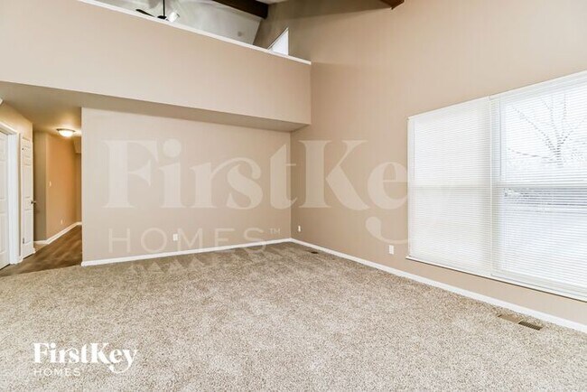 Building Photo - 5348 Trailoaks Dr