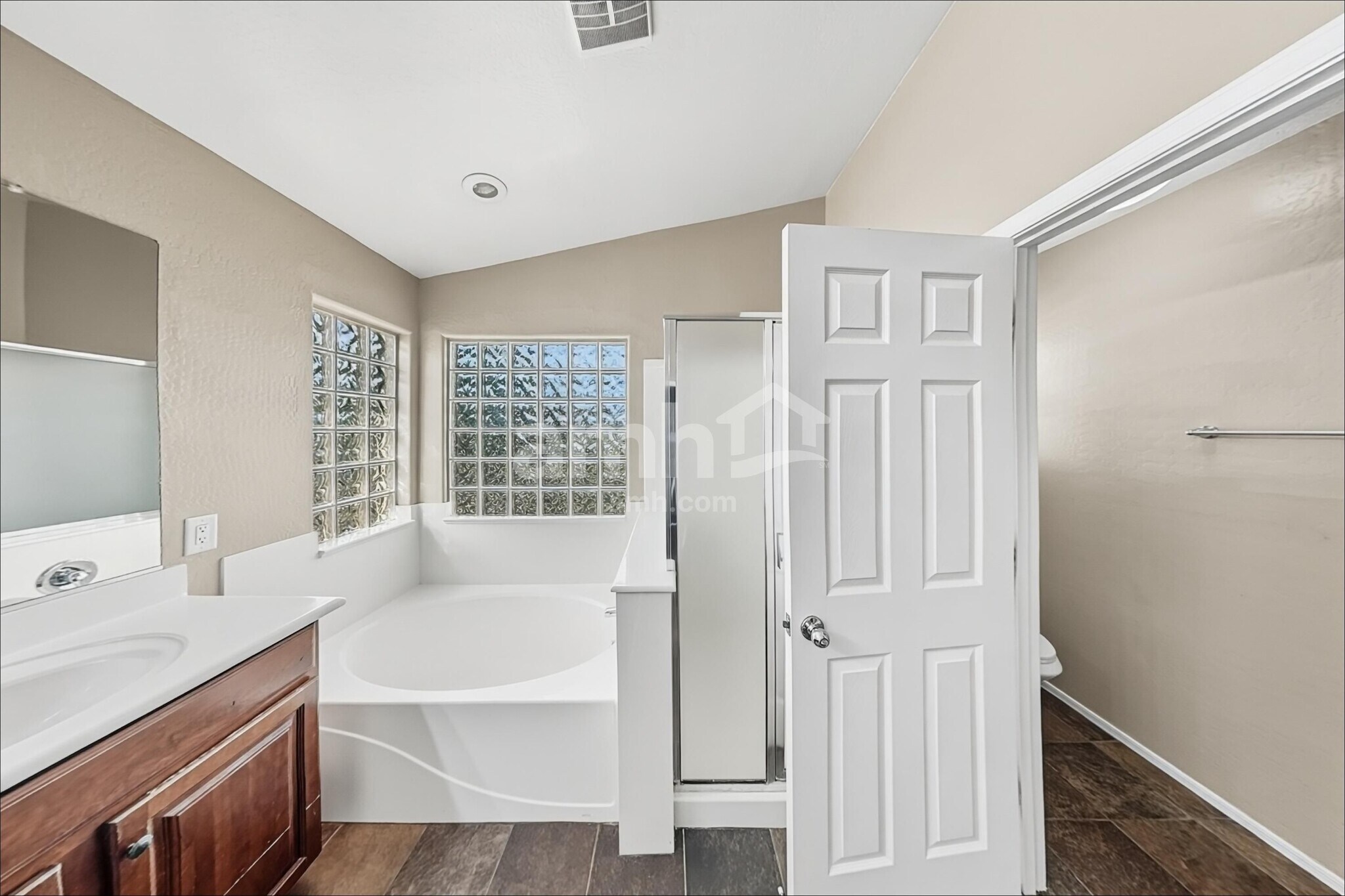 Building Photo - 2982 S 256th Dr