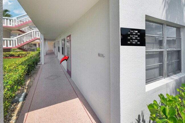 Building Photo - 308 Fanshaw H