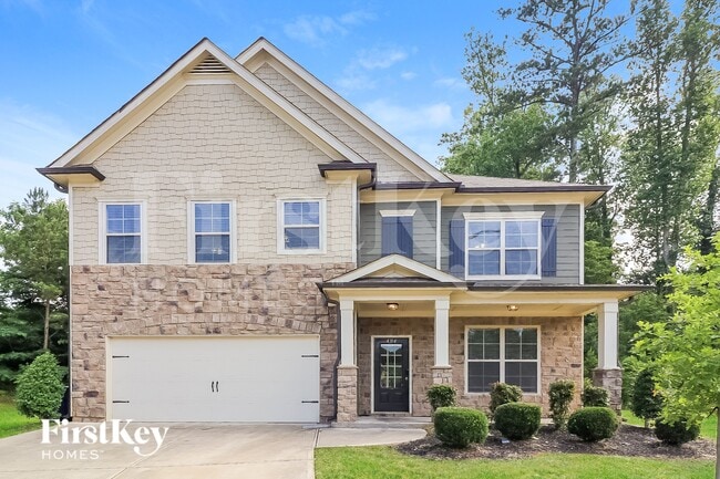 Building Photo - 404 Silverwood Dr