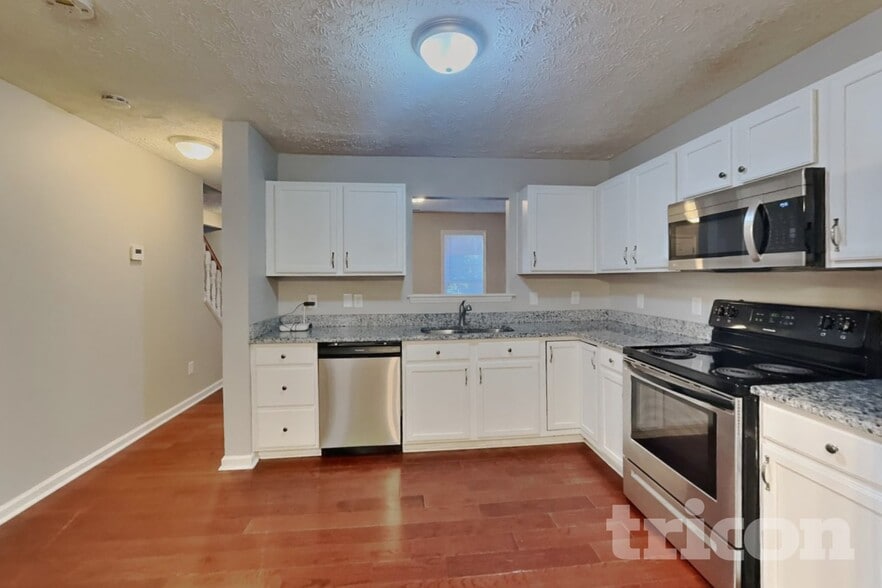 Building Photo - 3328 Neptune Dr